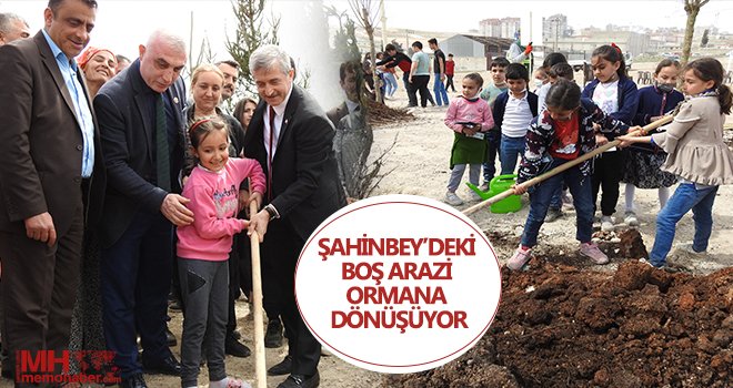 Bin 71 ağaca ilk can suyu öğrencilerden