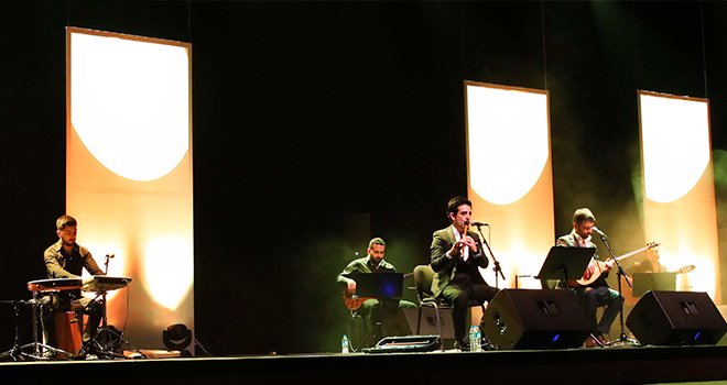 Bir tel bir nefes konseri büyüledi