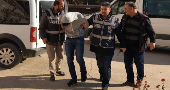 Borçları yüzünden soygun yaptığını söyleyen üniversiteli tutuklandı
