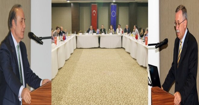 “Bu ülkeyi seviyorsak katma değerli üretim peşinde olmalıyız”