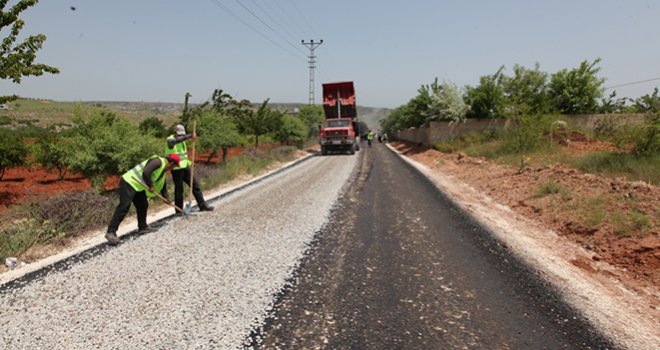BÜYÜKŞEHİR, 350 KÖYDE ARAZİ YOLU AÇTI