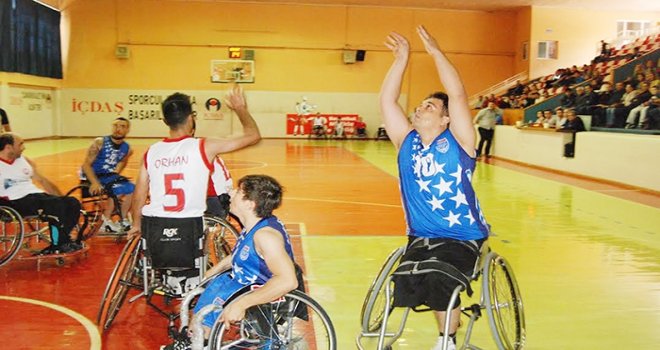 BÜYÜKŞEHİR BASKETBOLDA HAFTAYA LİDER BAŞLADI