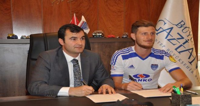 Büyükşehir Gaziantepspor Ahmet Kesim’i renklerine bağladı