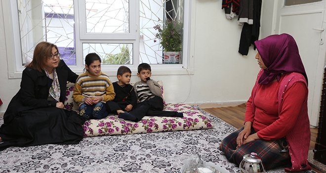 Büyükşehir yardıma muhtaç aileleri tespit etti