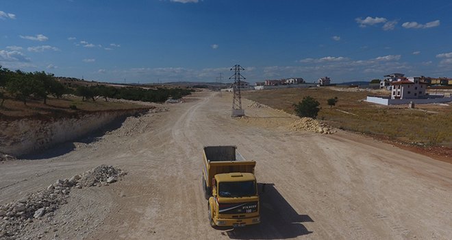 Büyükşehir yol genişletme çalışmalarına başladı