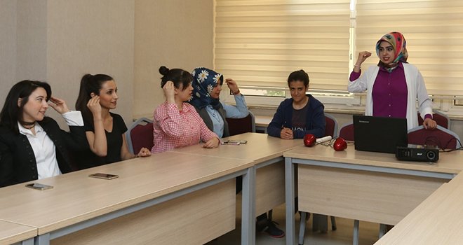 Büyükşehir'de işaret dili dönemi