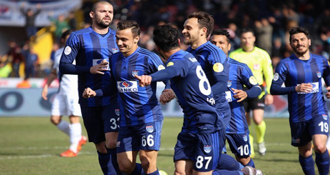 Büyükşehir’de Play-Off için son şans