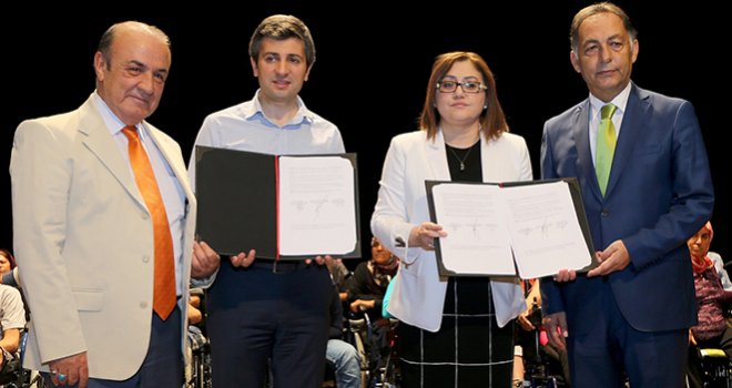 Büyükşehir’den Engellilere Medikal Malzeme Desteği