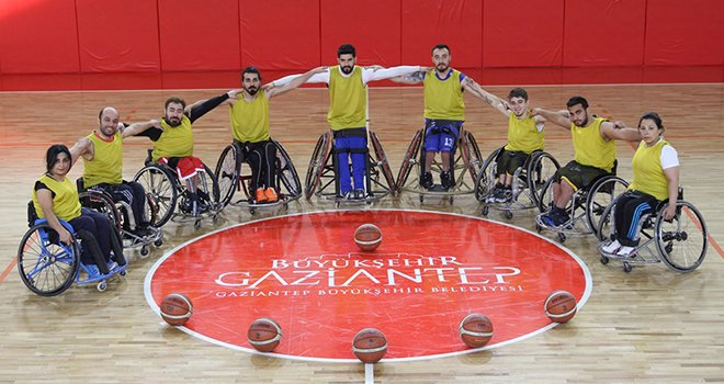 Büyükşehir'in şampiyon sporcuları