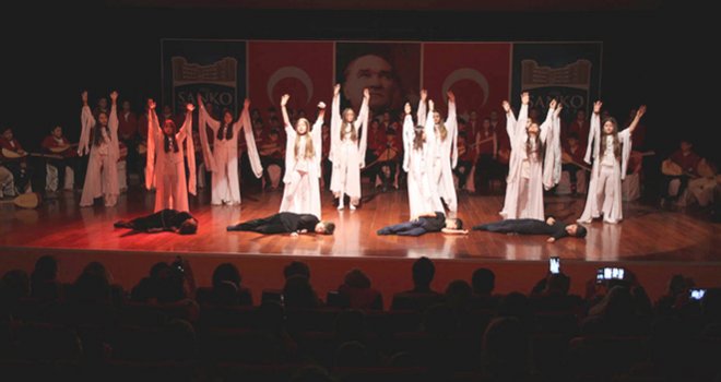 Çanakkale Zaferi Sanko Okulları'nda coşkuyla kutlandı