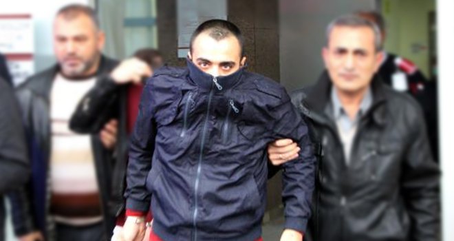 Cinayet şüphelisi 4 ay sonra sahte kimlikle yakalandı