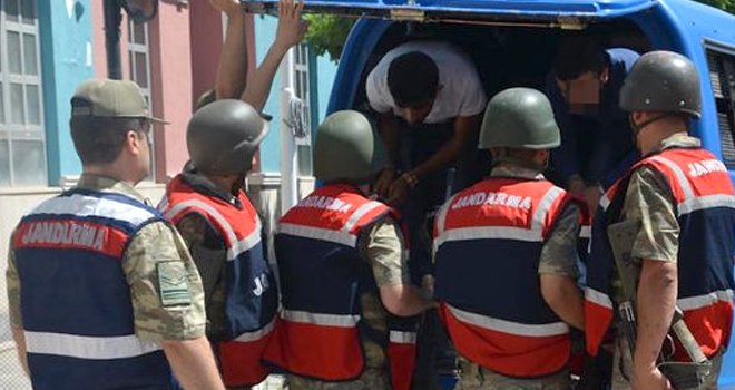 DAĞA GÖTÜRÜRKEN YAKALANDILAR