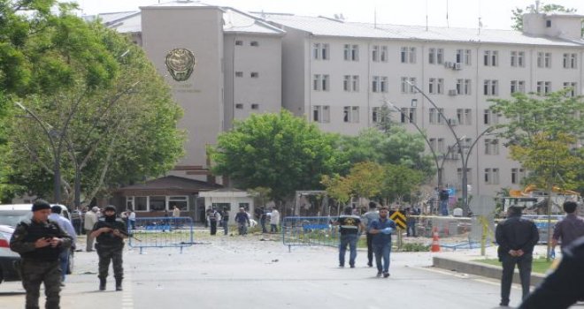 DEAŞ'lı Durmaz'ın eşi: Eşimde biraz çatlaklık vardı