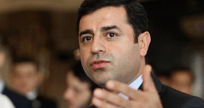 Demirtaş: Abim IŞİD'e karşı bedelli askerlik yapmıyor