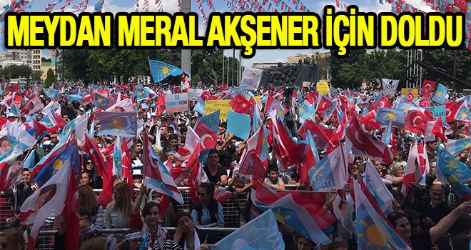 Demokrasi meydanı tıklım tıklım...