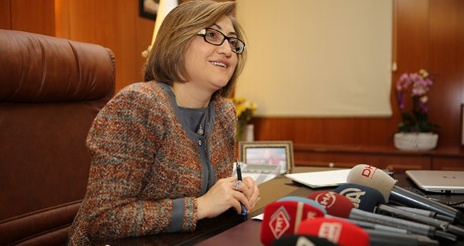 Demokrasinin Temel Unsuru Özgür Basındır