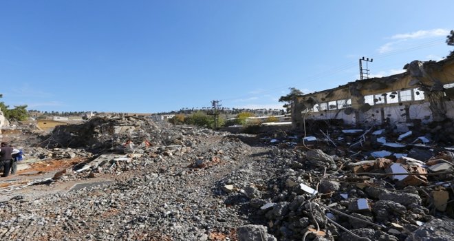 DERİCİLERİN YERİ KONUT ALANI OLUYOR