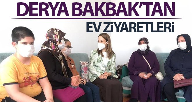 Derya Bakbak gönüllere dokunmaya devam ediyor