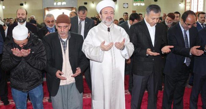 Görmez:Kudüs'te ezanının yasaklanması kabul edilemez