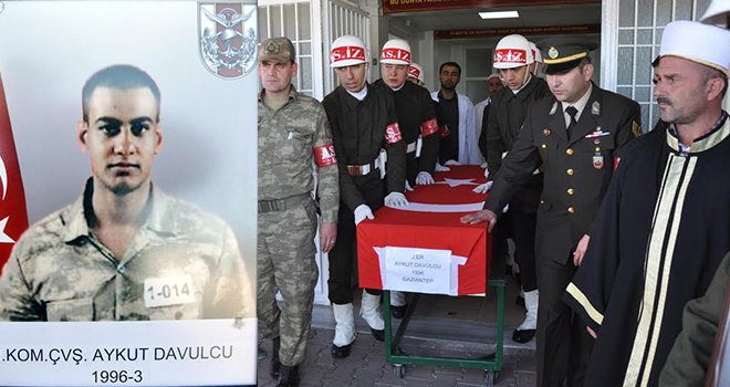Diyarbakır'da intihar eden asker Gaziantep'te toprağa verildi