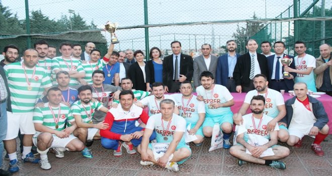 Dr. Ersin Arslan Turnuvası’nda şampiyon ‘Babayiğitspor’ oldu