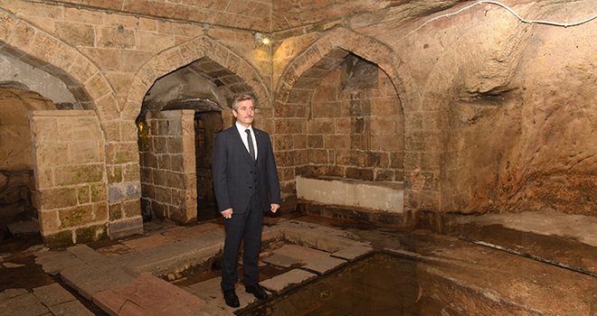 Pişirici kasteli 80 yıl sonra ibadete açılıyor