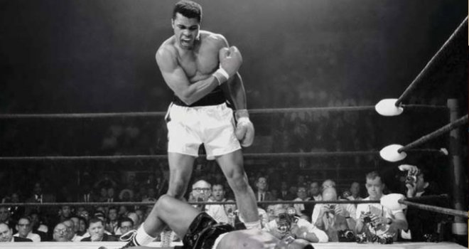 Efsane boksör Muhammed Ali yaşamını yitirdi