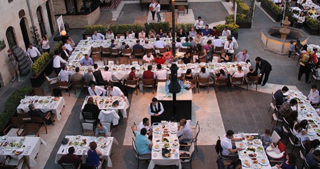 Eğitimciler İftarda Bir Araya Geldi