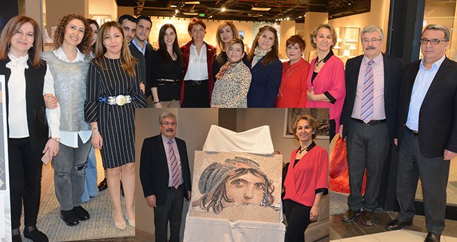 Ekemki çiftin mozaik sergisine büyük ilgi