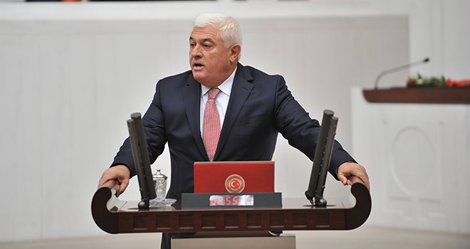 Ekici: "Çiftçi, sondaj kuyusu dahi açamıyor"