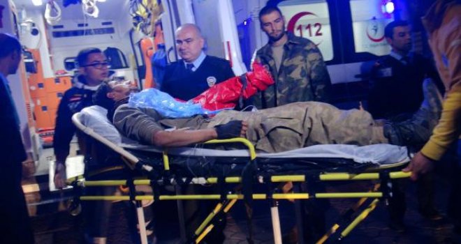 El Bab'da IŞİD saldırısı: Yaralı 5 asker Kilis'e getirildi