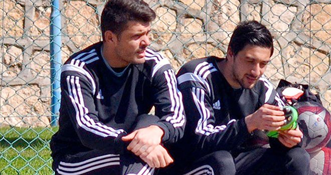 Emir, Atilla ve Josef’de gitti!