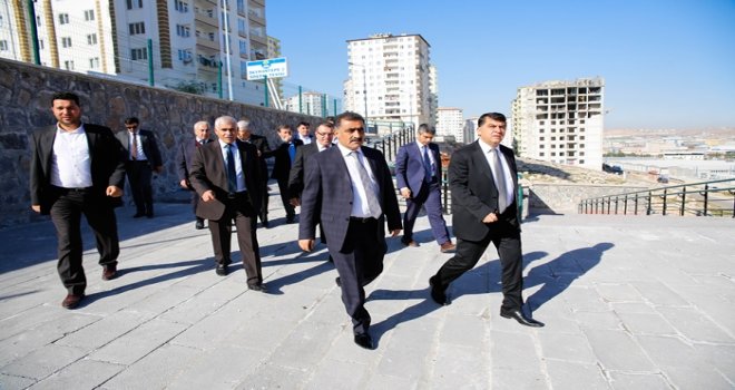 Emlakçılar Şehitkamil'de imara açılan yerleri gezdi