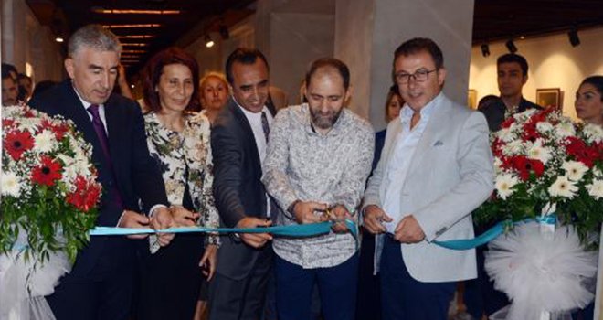 Emniyet Müdüründen '15 Temmuz' resim sergisi