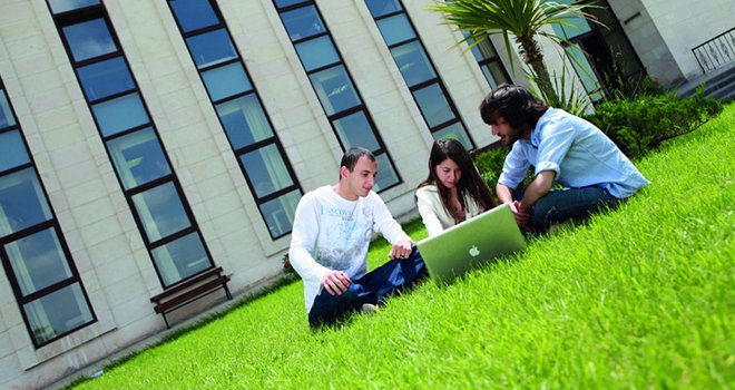 En hızlı Akredite yabancı diller yüksekokulu HKÜ’den