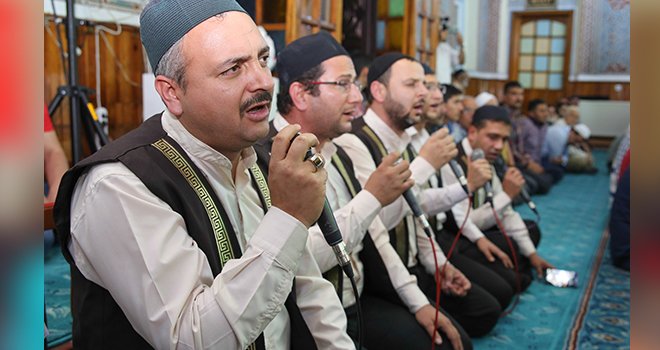 Enderun geleneği cami cemaatini memnun etti