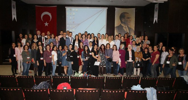 Hemşireler ve teknisyenler GAÜN'de buluştu