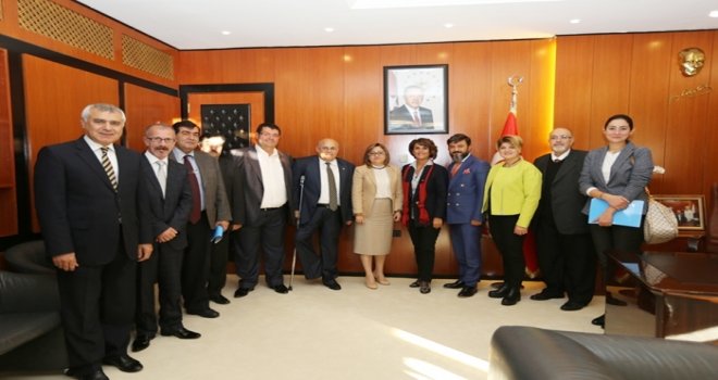 ENGELSİZ BASKETBOLCULARDAN ŞAHİN’E ZİYARET