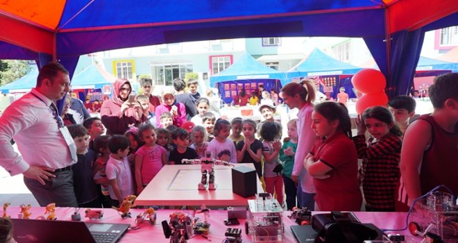 Erdem Koleji’nde Bilim Şenliği heyecanı