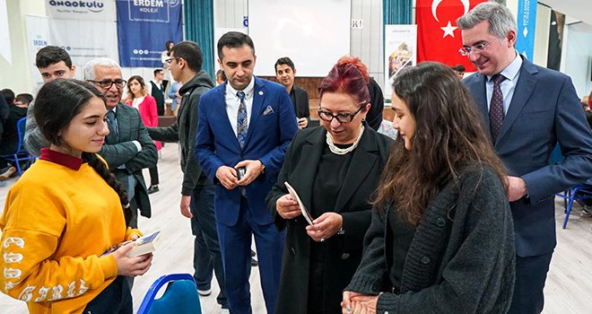 Erdem Kolejinde 'Kariyer Günleri'