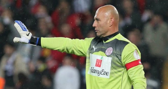 Eski Gaziantepsporlu kaleci FETÖ'den gözaltında