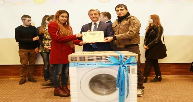 EVLİLİK OKULU KURSİYERLERİ SERTİFİKALARINI ALDI