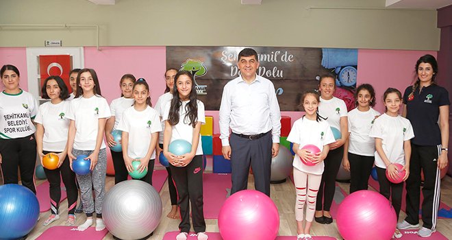 Fadıloğlu: Başarıda en büyük pay değerli velilerimizin 