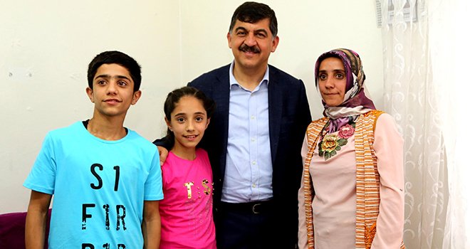 Fadıloğlu, Esmanur'un isteğini kırmadı