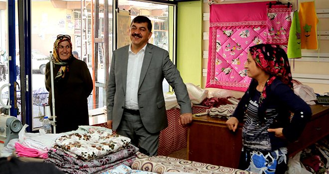 Fadıloğlu'ndan iftar öncesi esnaf ziyareti