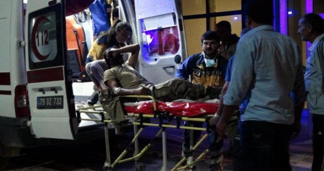 Fırat Kalkanı Harekatı'nda yaralanan 22 ÖSO'lu Kilis'e getirildi