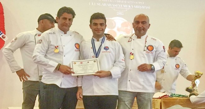 GAÜN Aşçıları Alanya’dan Madalyayla Döndü