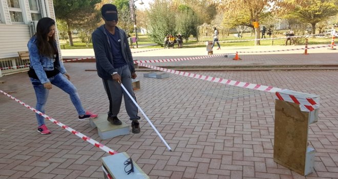 GAÜN Engelsiz Yaşam Topluluğu'ndan 'Engelsizim Projesi'