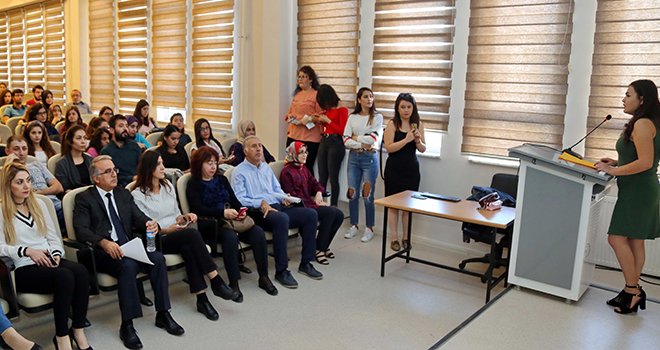 GAÜN öğrencilerinden 'Gıda Günü' etkinliği