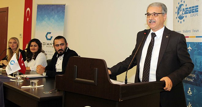 GAÜN Suriyeli gerçeklerini Dünya gençlerine anlatıyor